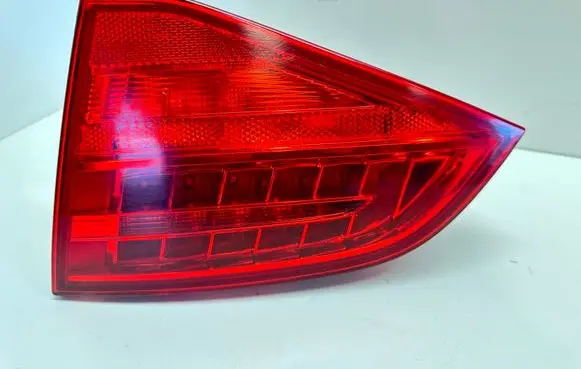 Audi A4 S4 B8 8K Tailgate rear/tail lights 8K9945094B 270510R