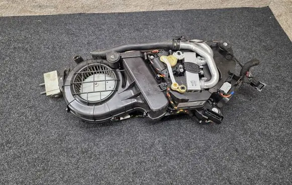 Maserati Levante Interior heater climate box assembly 670033083 16481629 06700330830