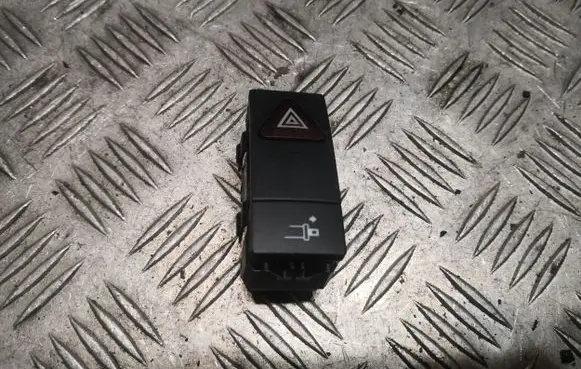 Mercedes-Benz E A207 Hazard light switch 2079053700 A2079053700