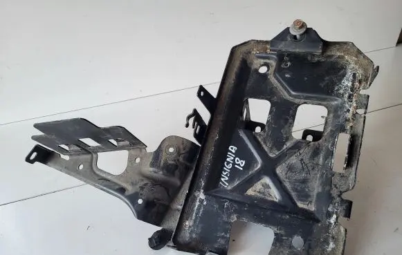 Opel Insignia B Battery tray 84221669