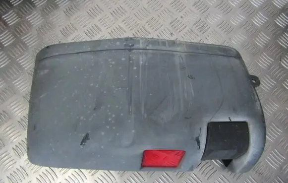 Rear bumper corner part panel trim