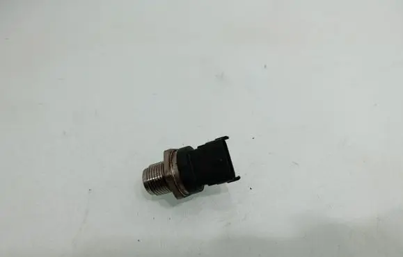 Hyundai i40 Fuel pressure sensor 0281002863