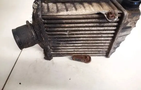 Volkswagen PASSAT B4 Intercooler radiator