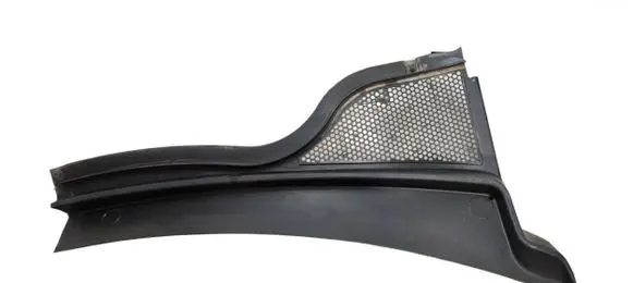 Volkswagen Tiguan Wiper trim 5N1819404