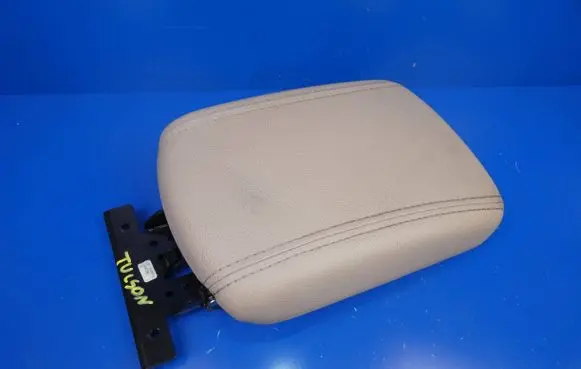 Hyundai Tucson TL Armrest 