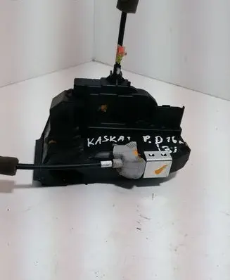 Nissan Qashqai Front door lock