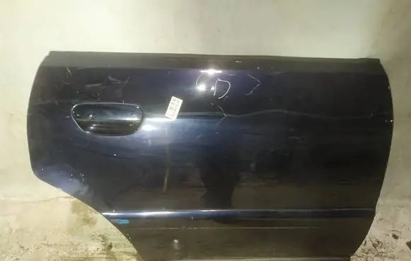 Audi A4 S4 B5 8D Rear door melynos