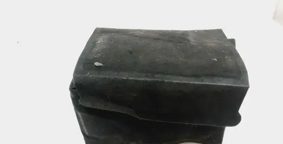 Volkswagen PASSAT B7 USA Battery box tray 5Q0915411G