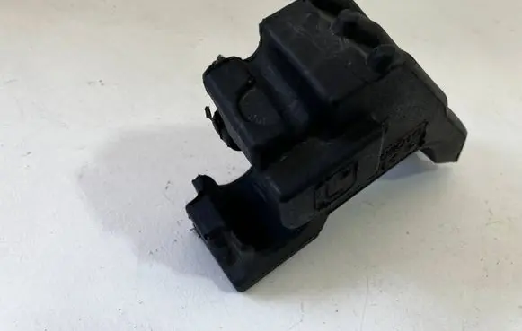 Fender foam support/seal
