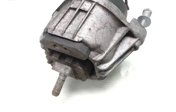 BMW X1 E84 Engine mount bracket 6773742