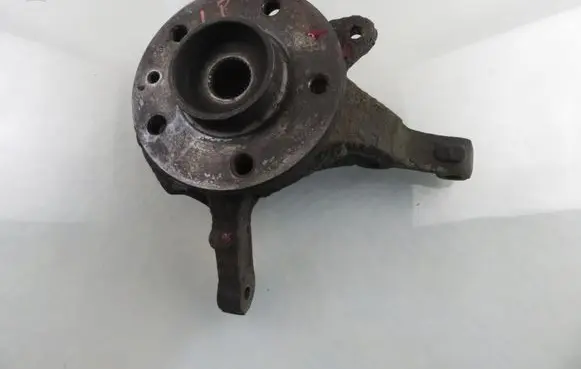 Renault Trafic II (X83) Front wheel hub spindle knuckle