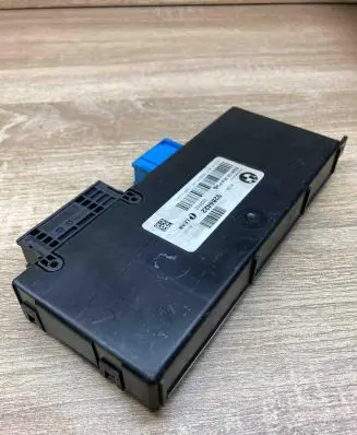 BMW 5 F10 F11 Comfort/convenience module 9284422 122513