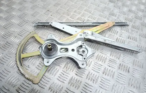 Toyota RAV 4 (XA20) Front window lifting mechanism without motor