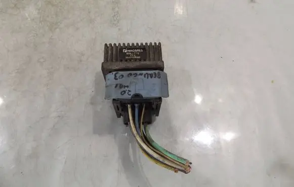 Citroen Berlingo Glow plug pre-heat relay 9640469680