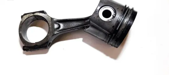Land Rover Freelander Piston with connecting rod