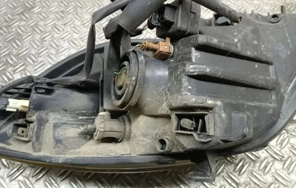 Toyota Yaris Headlight/headlamp