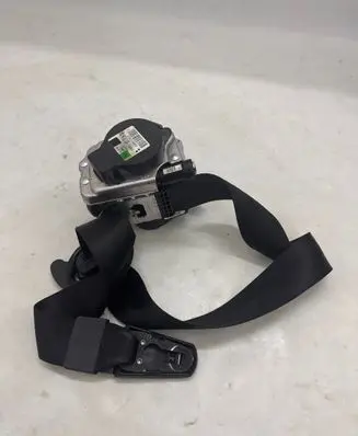 Audi A4 S4 B9 Front seatbelt 626528600 090R0000