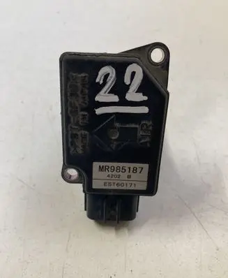 Mitsubishi Grandis Mass air flow meter MR985187
