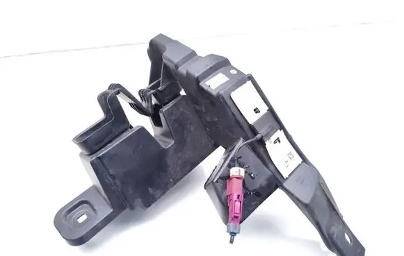 Jaguar I-Pace Aerial antenna amplifier MK72156037AB