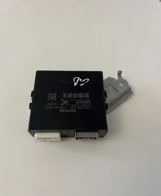 Toyota RAV 4 (XA50) Hand brake control module 8905042030