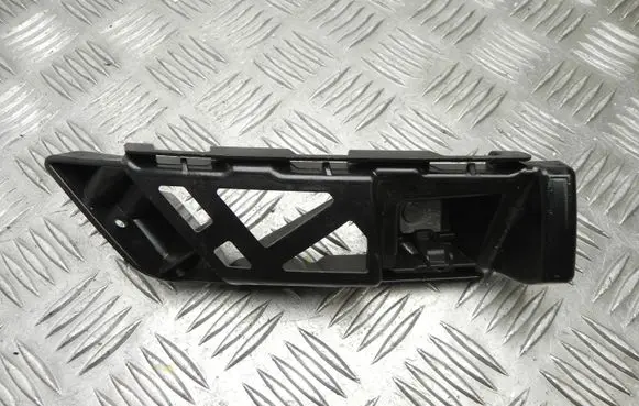 Mercedes-Benz S W222 Front bumper mounting bracket A2228851621 T7644