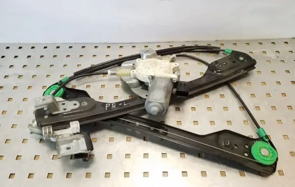 Chrysler 300 - 300C Front door window regulator with motor 05065475AE