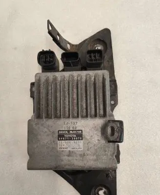 Toyota RAV 4 (XA30) Fuel injection control unit/module 8987120070 1310001371