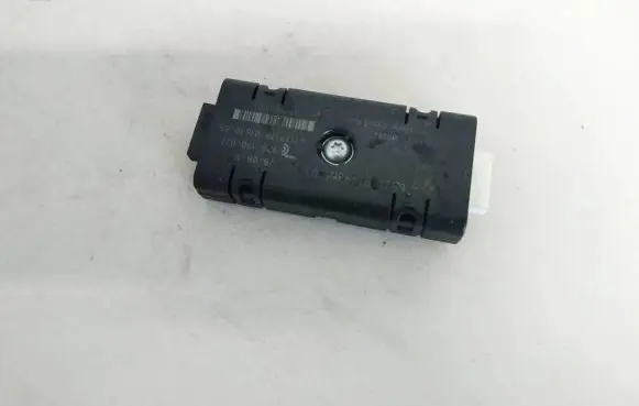 Antenna control unit
