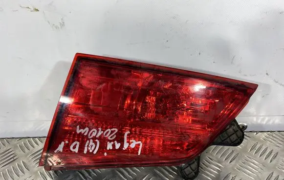 Subaru Legacy Tailgate rear/tail lights 23620073