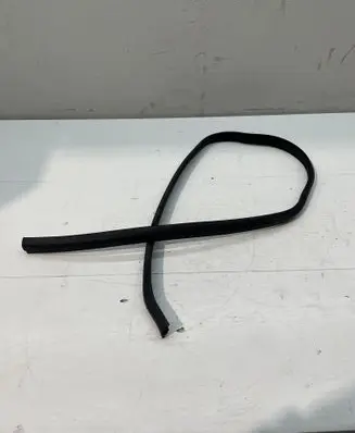 Mercedes-Benz S W221 Engine compartment rubber 