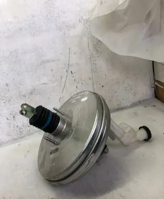 Mercedes-Benz GLA H247 Brake booster A1774302400