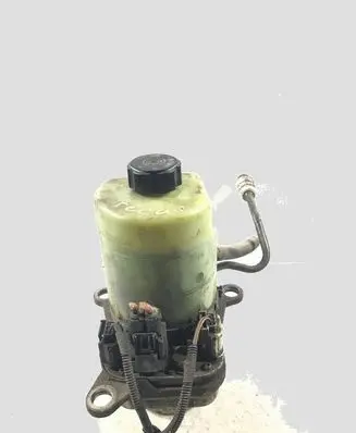 Ford Focus Power steering pump 4M513K514BD