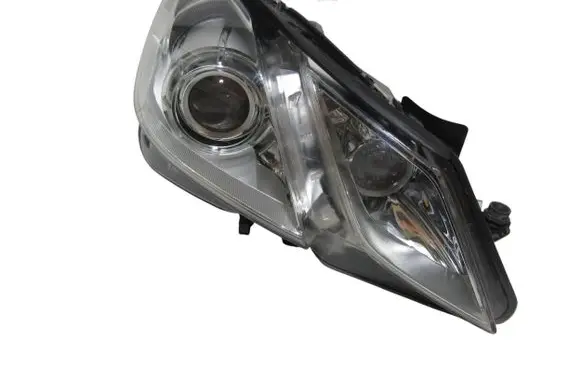 Mercedes-Benz E C207 W207 Headlight/headlamp A2078204461 A2078204461KZ 1ZT009647