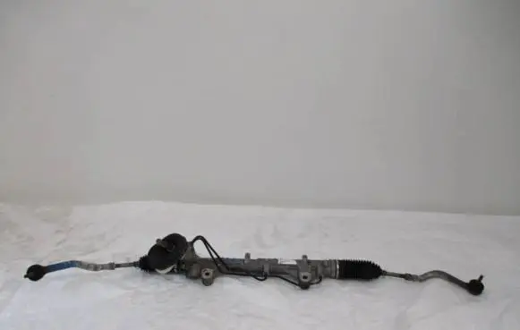 Renault Sandero II Steering rack 490014306R 69SOM02298