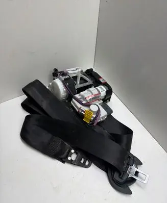 Audi A8 S8 D4 4H Front seatbelt 1060899 34090806D 3T0154B