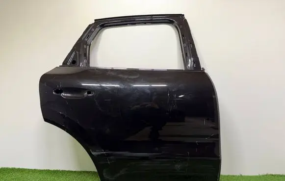 Porsche Cayenne (9Y0 9Y3) Rear door 9Y0833312