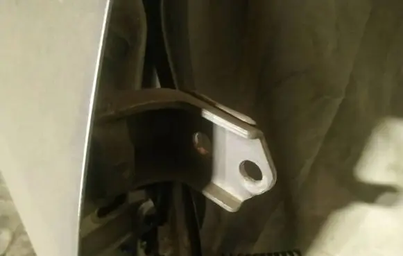 Mazda 3 II Front door upper hinge