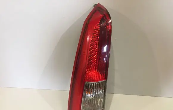 Volvo V70 Rear/tail lights 9154493