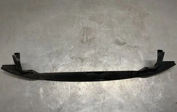 Volkswagen Touran I Bottom radiator support slam panel 1T0807093B MK6283