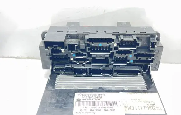 Mercedes-Benz C W203 Fuse box set 0025459401 5DK007973