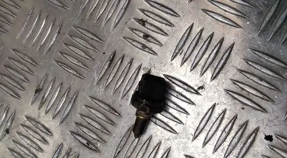 Coolant temperature sensor