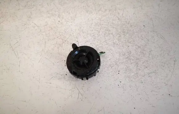 Mercedes-Benz E W211 Front door speaker A2118200202