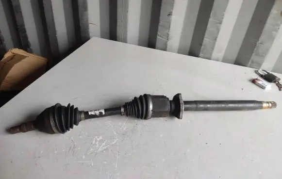 Opel Insignia A Front driveshaft 13228199