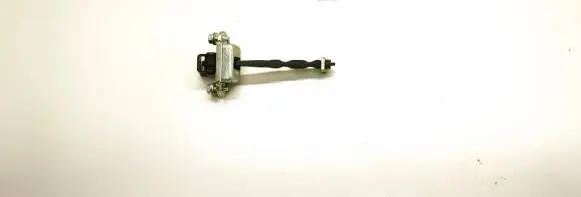 Nissan Qashqai Front door check strap stopper