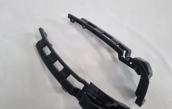 Mercedes-Benz GLA W156 X156 Headlight/headlamp mounting bracket A1568851721