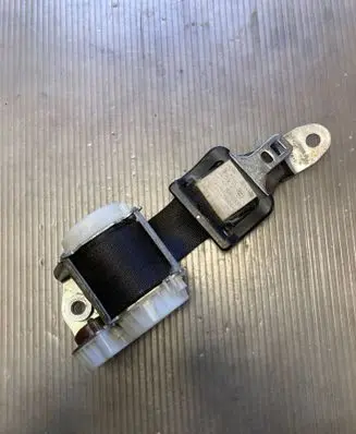 Dodge Journey Rear seatbelt 34018289A