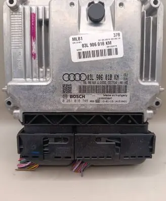 Seat Ibiza IV (6J,6P) Engine control unit/module 03L906018KM 0281018748 03L906018JL