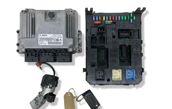 Citroen Berlingo Engine ECU kit and lock set 9666729580 0281019817 9805947380