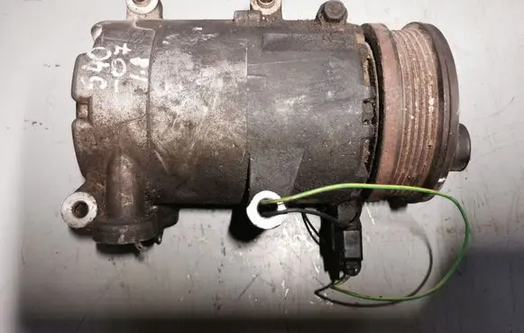Volvo S40 Air conditioning (A/C) compressor (pump)
