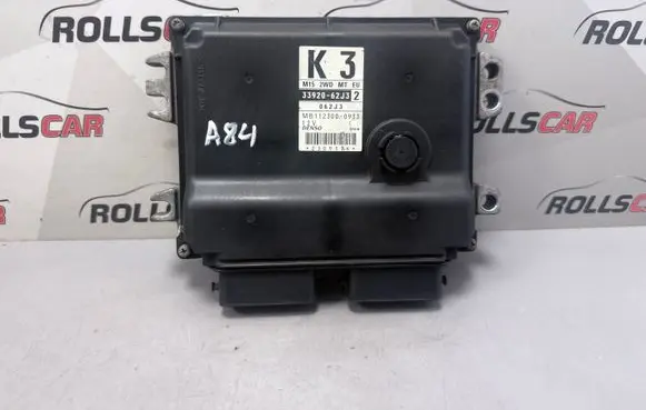 Suzuki Swift II Engine control unit/module 3392062J32 MB1123000933